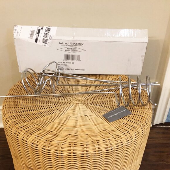 Outdoor Wine Glass and Bottle Stakes, 5 piece, Beach Picnic Vacation Cottage - Picture 6 of 9